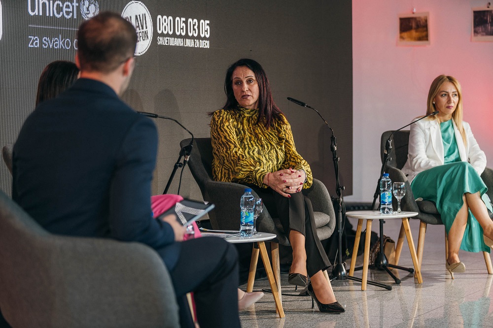 mtel, Zaštitimo djecu na internetu, panel-diskusija Bijeljina