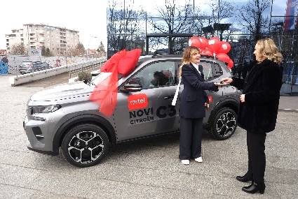 m:tel, Nagradna igra, uručenje glavne nagrade, Uz Samsung novi auto osvoji