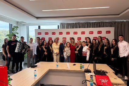 mtel, Kosovo i Metohija, stipendije, CSR