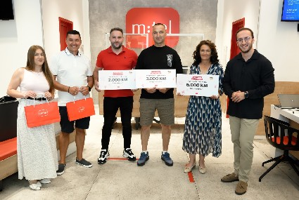 m:tel, Nagradna igra „m:tel i Huawei te vode na more“, uručenje nagrada